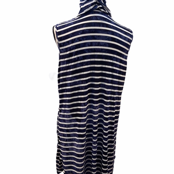EUC Blue Curl L navy & white stripe hooded coverup - Picture 4 of 7